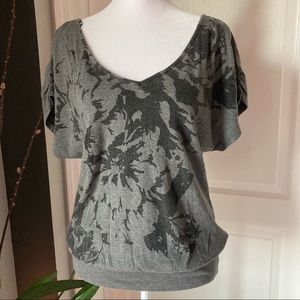 *FREE w/ any purchase* Express drop-shoulder top